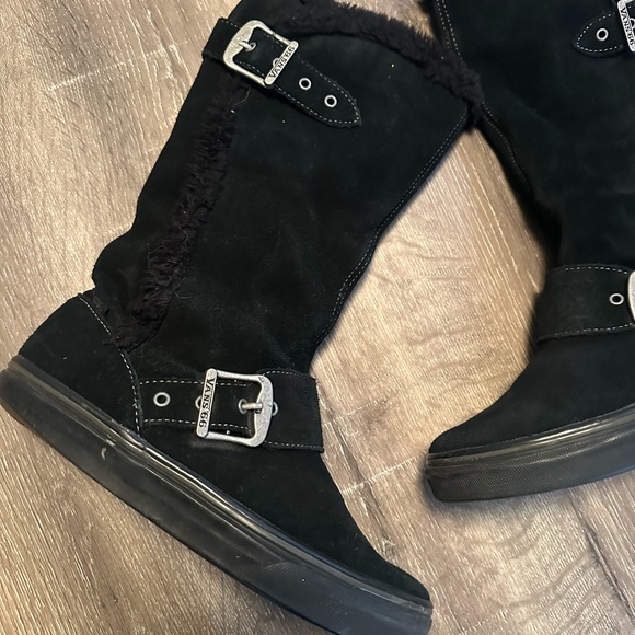 Vans boots size 8 - Picture 2 of 9